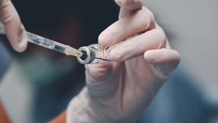 Empiezan a colocar las segundas dosis contra el dengue: dónde me vacuno y qué pasa si lo hice en un privado
